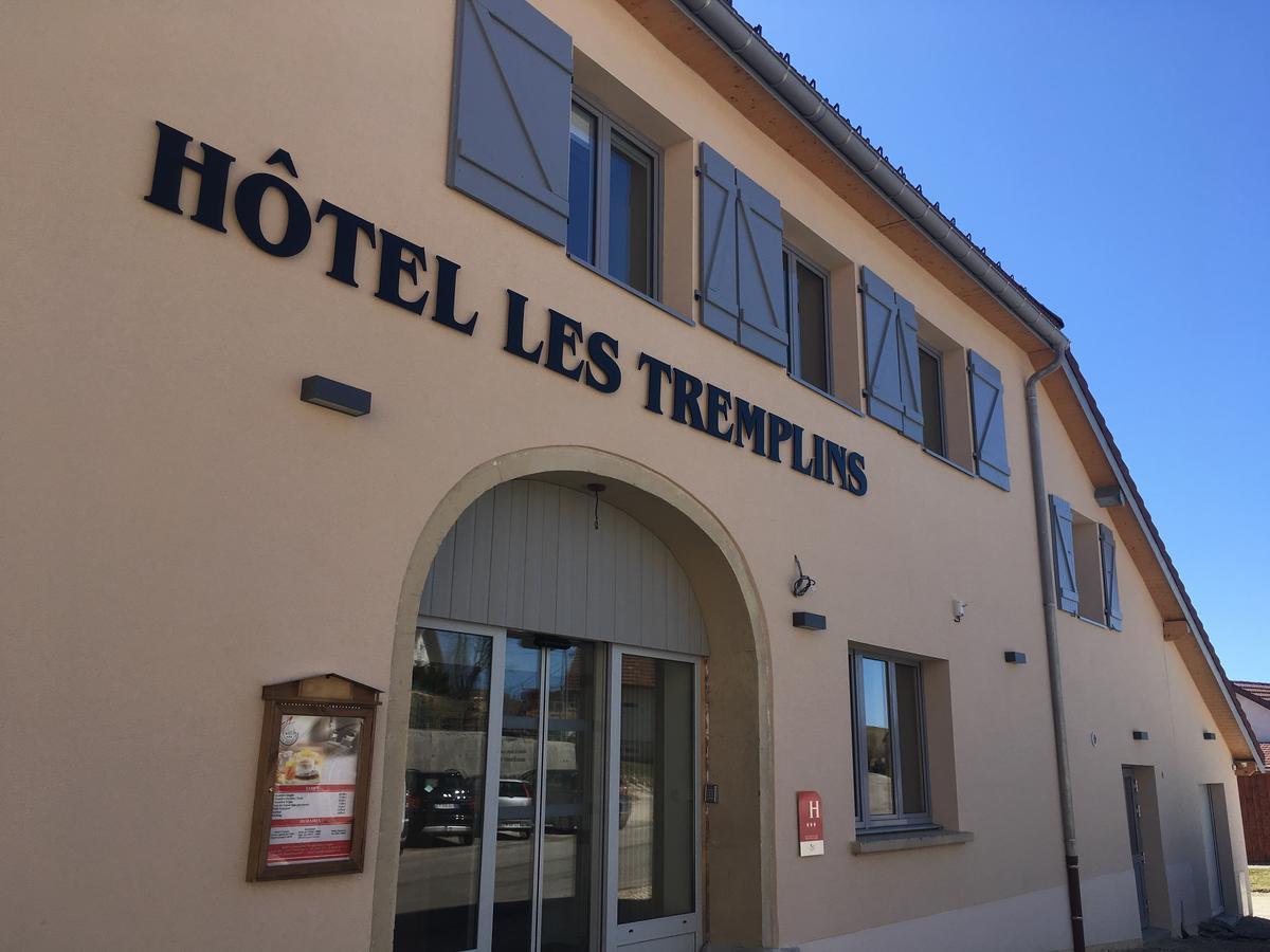 Hotel Les Tremplins La Chaux Neuve Buitenkant foto