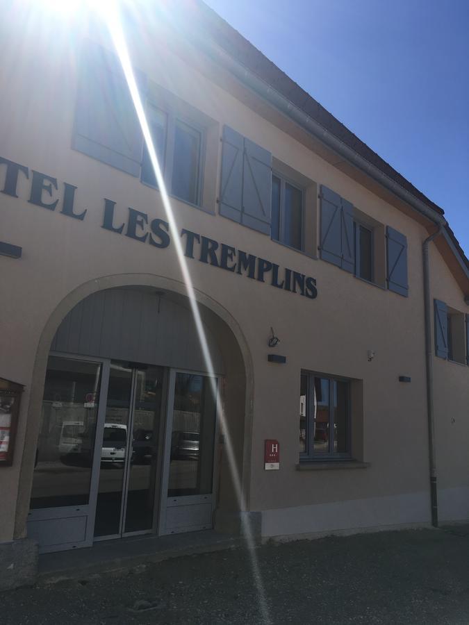 Hotel Les Tremplins La Chaux Neuve Buitenkant foto