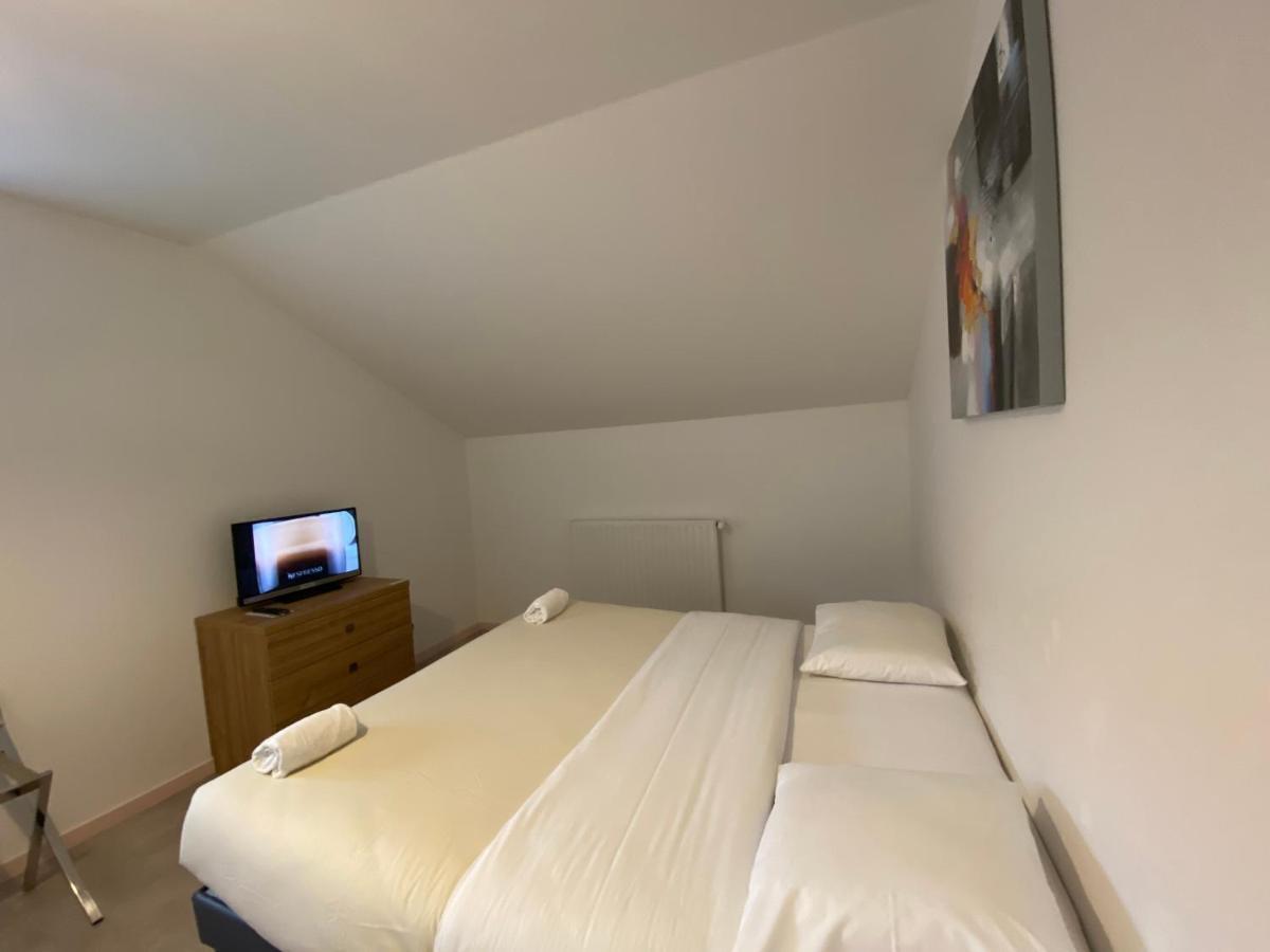 Hotel Les Tremplins La Chaux Neuve Buitenkant foto